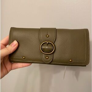 NWT Banana Republic Wallet